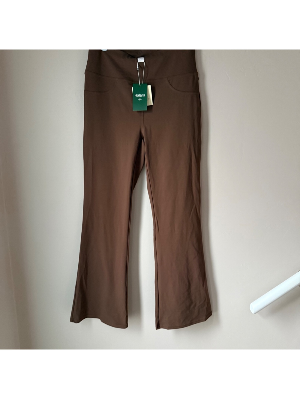 Halara High Waisted Pocket Flare Yoga Leggings | L